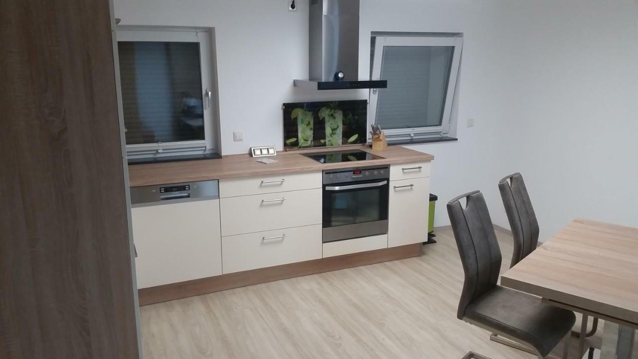 Ferienwohnung Sandra Hockenheim Exteriör bild