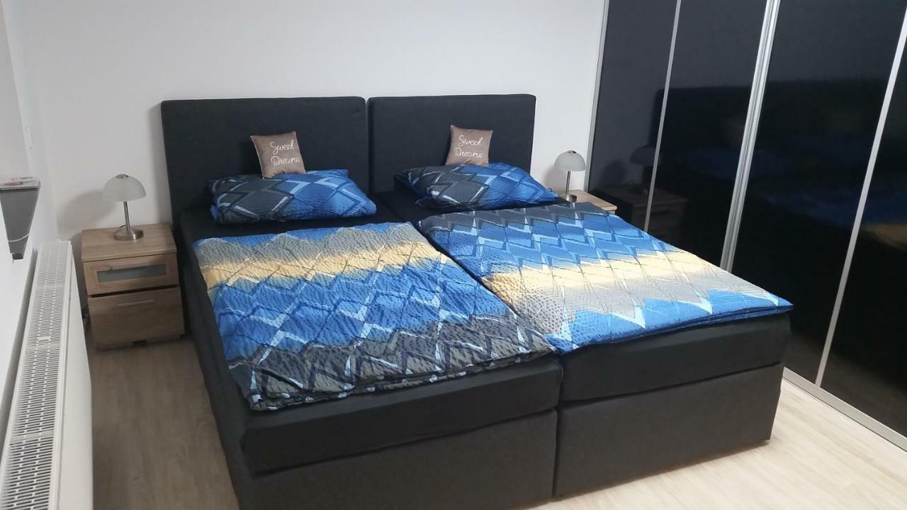 Ferienwohnung Sandra Hockenheim Exteriör bild
