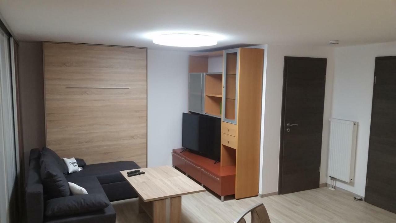 Ferienwohnung Sandra Hockenheim Exteriör bild